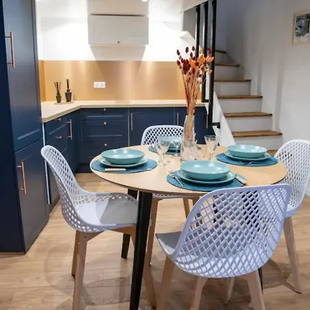 Maison De Village Bourgs sur Colagne